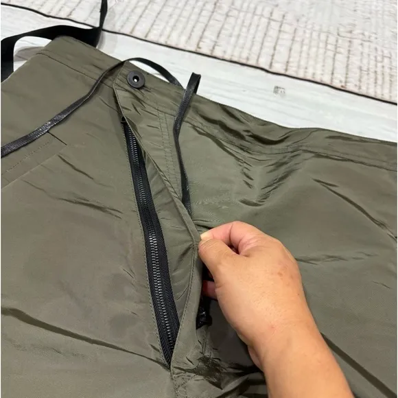 HUDSON Jeans “Asylum Pants” in Olive Size 34 Japanese Bontan Pants look EUC