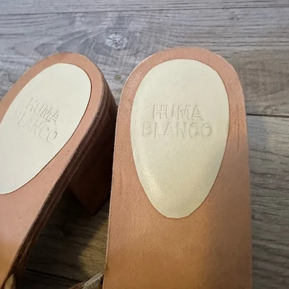 Huma Blanco Woven Leather Mule Sandals