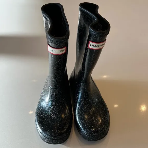 HUNTER Black Glitter Rain Boots with Glossy Finish-EXCELLENT USED CONDITION