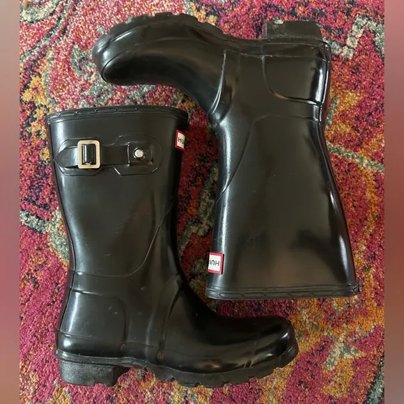 Hunter | Women’s black shiny calf length rain boots adjustable calf straps sz 6