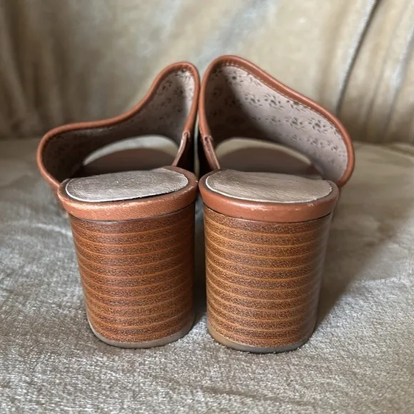 JACK ROGERS Women’s Eyelet Brown Leather Heel Sandals