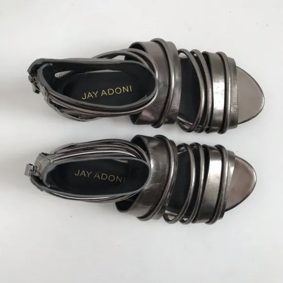 Jay Adoni Pewter Karissa Gladiator Sandals size 6