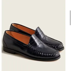 Jcrew Winona Black loafers in shiny spazzolato leather, size 10