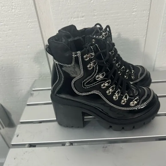 Jeffrey Campbell Black  Road Rage Lace-up Heeled Boots Womens Size 6.5 N…