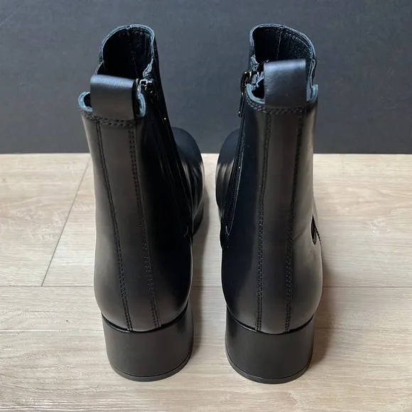 JEFFREY CAMPBELL Platform Boot Black Leather Size 7.5 US