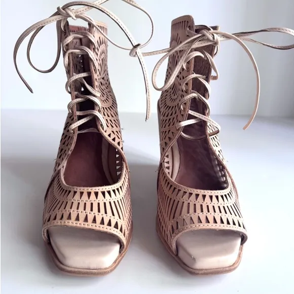 Jeffrey Campbell Rodillo 4&quot; Wedge Sandals Size 8.5 NWOT