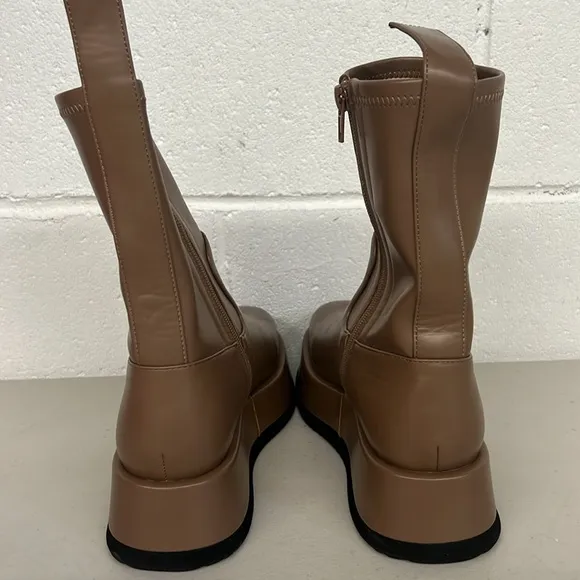 Jeffrey Campbell sz6 tan boots synth platform boot chunky taupe as is