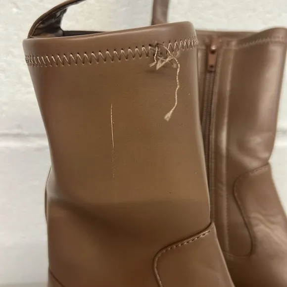 Jeffrey Campbell sz6 tan boots synth platform boot chunky taupe as is