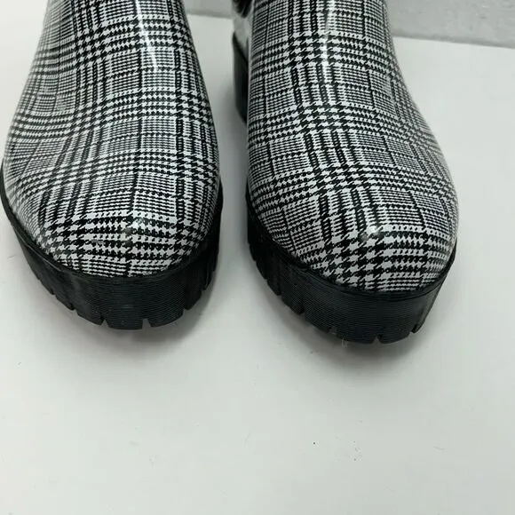 JEFFREY CAMPBELL Platform Lug Houndstooth Chelsea Chunky Heel Boots
