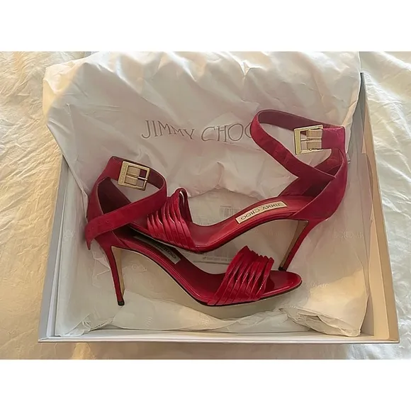 JIMMY CHOO “LIVVI” SANDALS