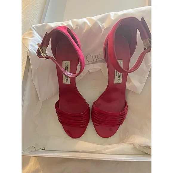 JIMMY CHOO “LIVVI” SANDALS