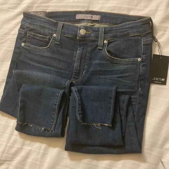 Joe's Raw Hem Ankle Skinny Jeans in Myra, size 29 US 5-pocket denim