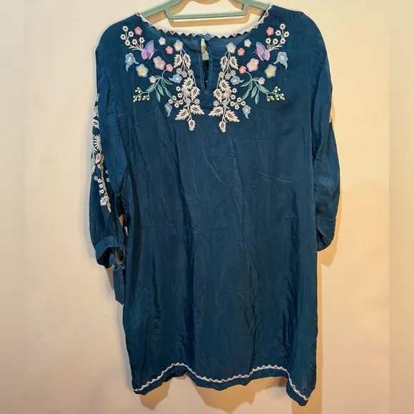 Johnny Was Arva Dress Size LP Embroidered Teal Floral Rayon
