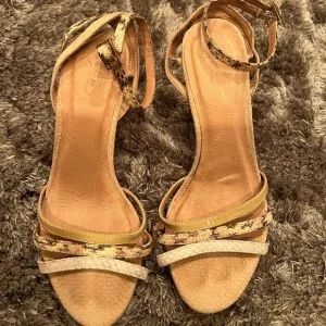 Joie Women’s Snake Skin Leather Open Toe Ankle Strap Sandals Pumps Heels