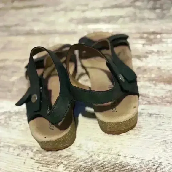 Josef Seibel women’s Tonga black casual strap sandals women's size 8-8.5