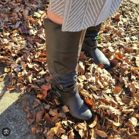 Journee Womens Late Stacked Heel Mid Calf Boots