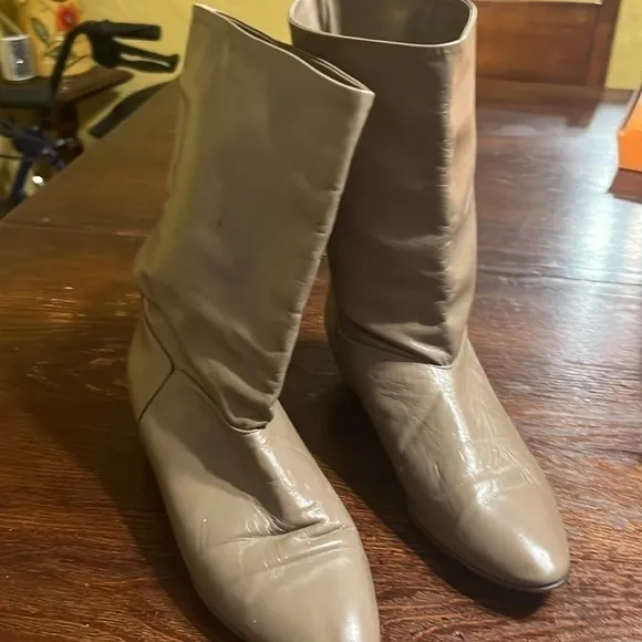 Joyce California Vintage Womens leather mid-calf boots 90’s made in USA