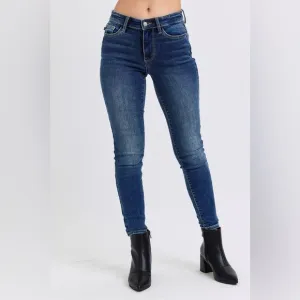 Judy Blue Run Mid-Rise Waist Skinny Jeans with Thermal Lining