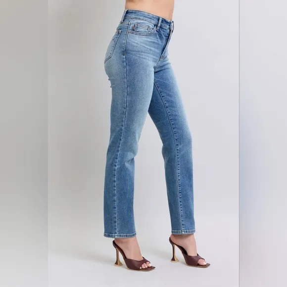 Judy Blue Thermal High-Rise Straight Leg Winter Retro Denim Pants Slim Fit Jeans
