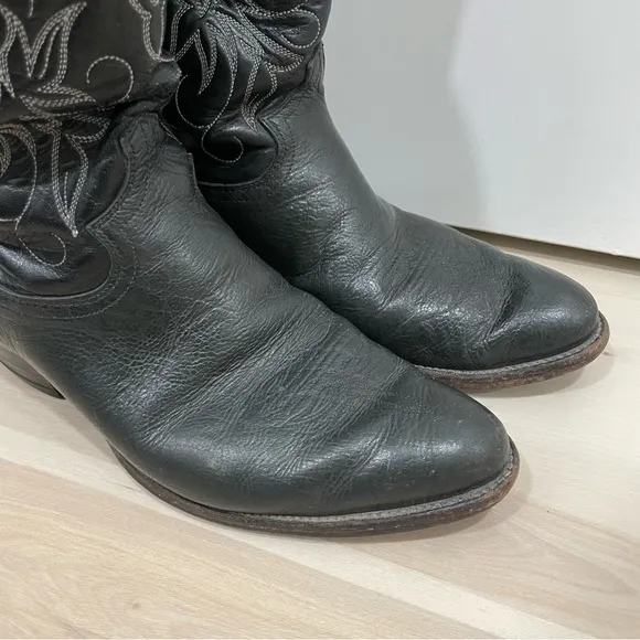 Justin Cowboy Men's Size 9 D Western Boots Black Leather Style 8017 Calf Pull On