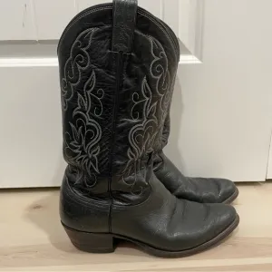 Justin Cowboy Men's Size 9 D Western Boots Black Leather Style 8017 Calf Pull On