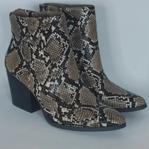 Kaari Blue Eloise Tan Light Brown Black White Snakeskin Booties Boots 7.5