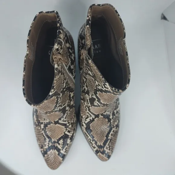 Kaari Blue Eloise Tan Light Brown Black White Snakeskin Booties Boots 7.5
