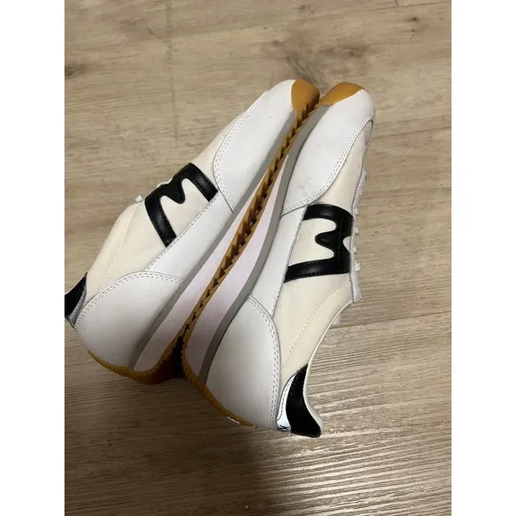 Karhu Championeer Retro Mens Running Sneakers Sz 8 White Black