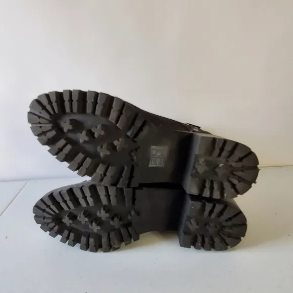Karl Lagerfeld Paris Embellished Ankle Boots Size 8 Denim Combat Lug Sole