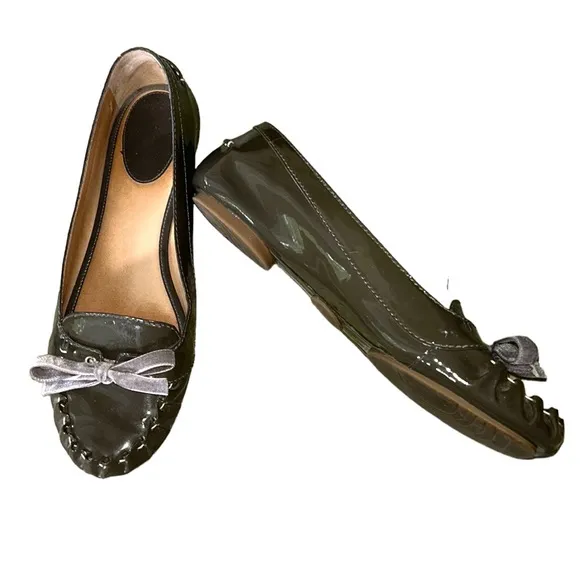 Kate Spade Lacey Olive Green Patent Leather Velvet Bow Ballet Flats Loafers  9.5