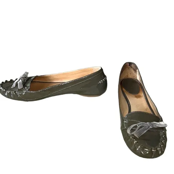 Kate Spade Lacey Olive Green Patent Leather Velvet Bow Ballet Flats Loafers  9.5