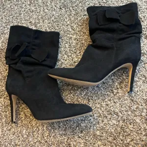 Kate spade women’s mid calf heel boots black size 7