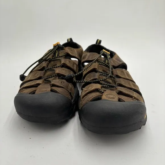 Keen Men’s 11 Brown Leather Newport Fisherman Sandals