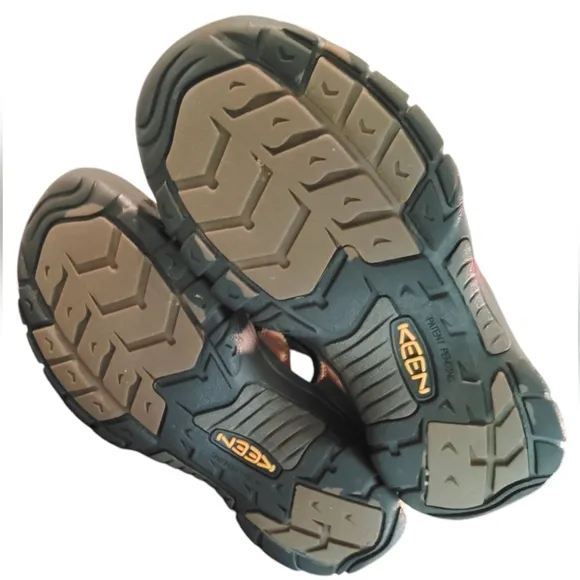 KEEN Newport Leather Hiking Sandals Sz 9