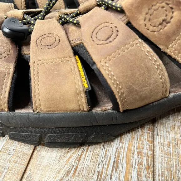 Keen Newport Leather Waterproof Hiking Sandals With Straps Size 11.5