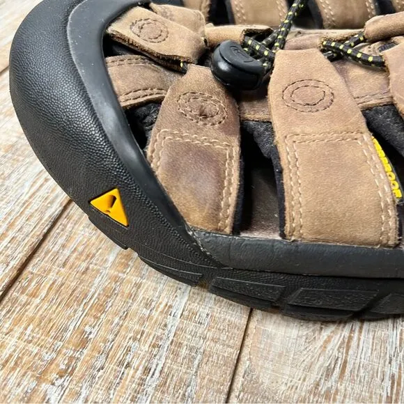 Keen Newport Leather Waterproof Hiking Sandals With Straps Size 11.5