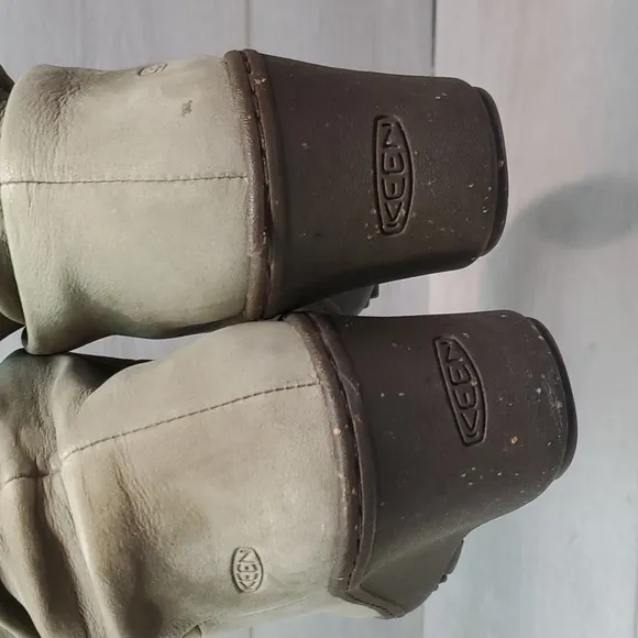 Keen Womens Akita Slouch Suede Wedge Boots shoes sz 7
