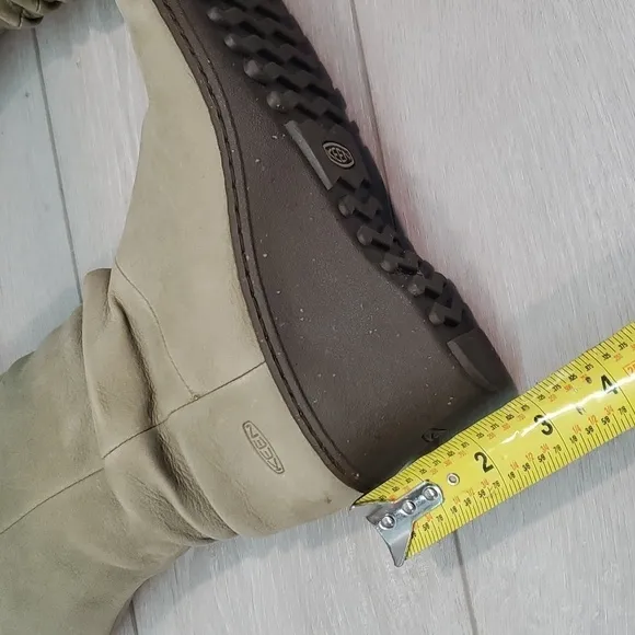 Keen Womens Akita Slouch Suede Wedge Boots shoes sz 7