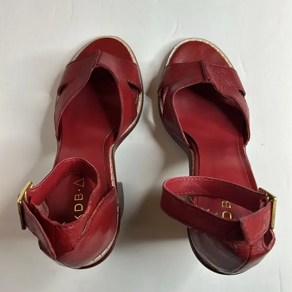 Kelsi Dagger Brooklyn Barcelona red leather sandals sizer 6.5.