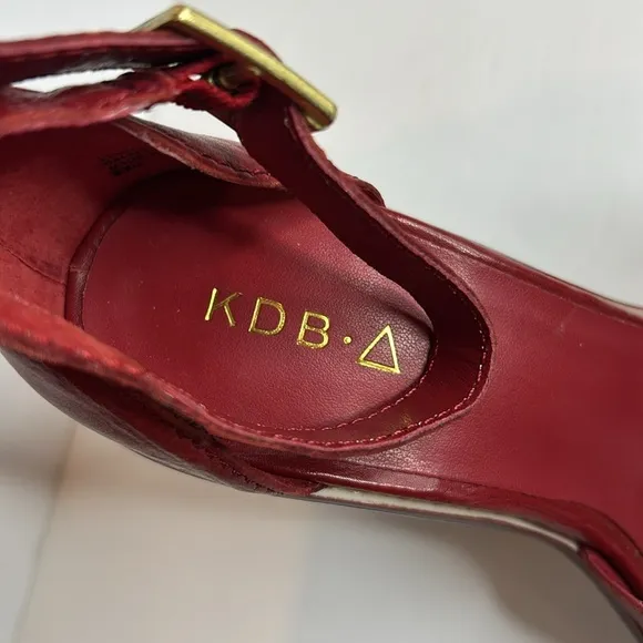 Kelsi Dagger Brooklyn Barcelona red leather sandals sizer 6.5.