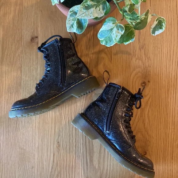 Kid’s Dr. Martens 1460 Glitter J Boots