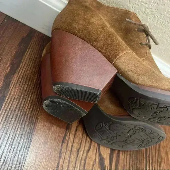 Korks by Kork-Ease Roana Brown Suede Chunky Heeled Lace Up Ankle Booties Size 9M