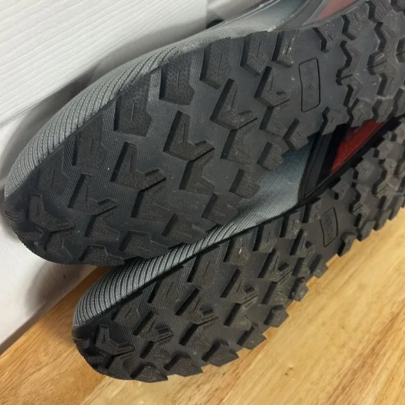 KRICELY Trail Shoes X-Grip sneakers M751 size 15 black gray sneakers