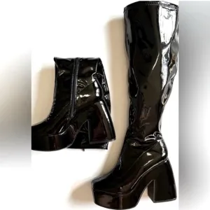 Lady GoDiva Black Faux Patent Leather Platform Tall Boot Goth Festival Size 7.5