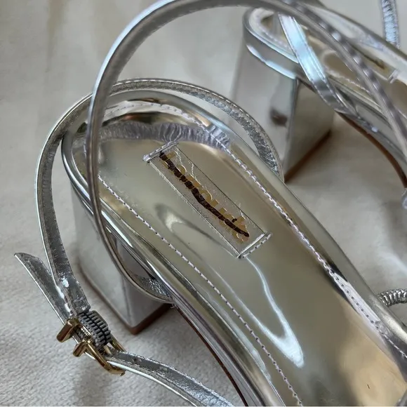 Larroudé Gio Metallic Leather Ankle-Strap Sandals Size 7.5 NWOT