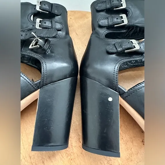 🦋Laurence Dacade Sandals