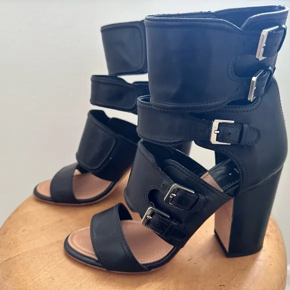🦋Laurence Dacade Sandals