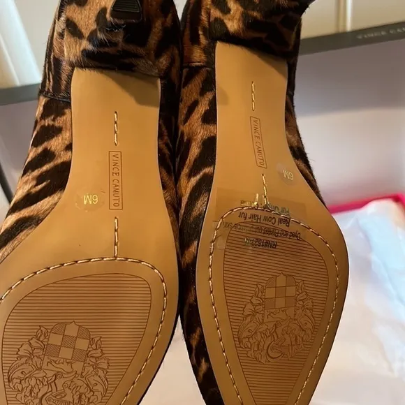 Leopard print sassy sexy kitten heel mid calf boots size 6 NEW Vince Camuto