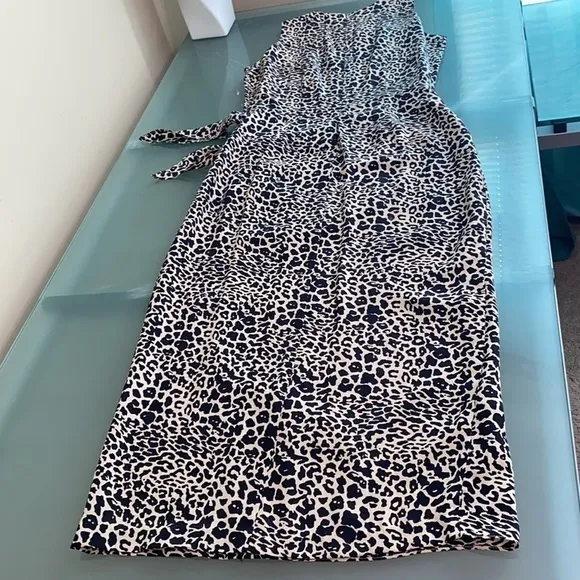 Like NEW SILK Animal Print MIDI/Maxi Dress Size 8 | Spenser Jeremy