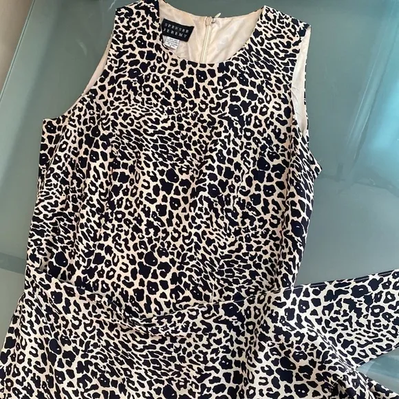 Like NEW SILK Animal Print MIDI/Maxi Dress Size 8 | Spenser Jeremy
